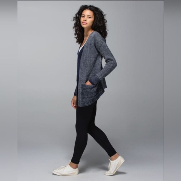 Lululemon Vestigan Blue Cashmere Blend Knitted Cardigan Womens Size 4 - Picture 16 of 16
